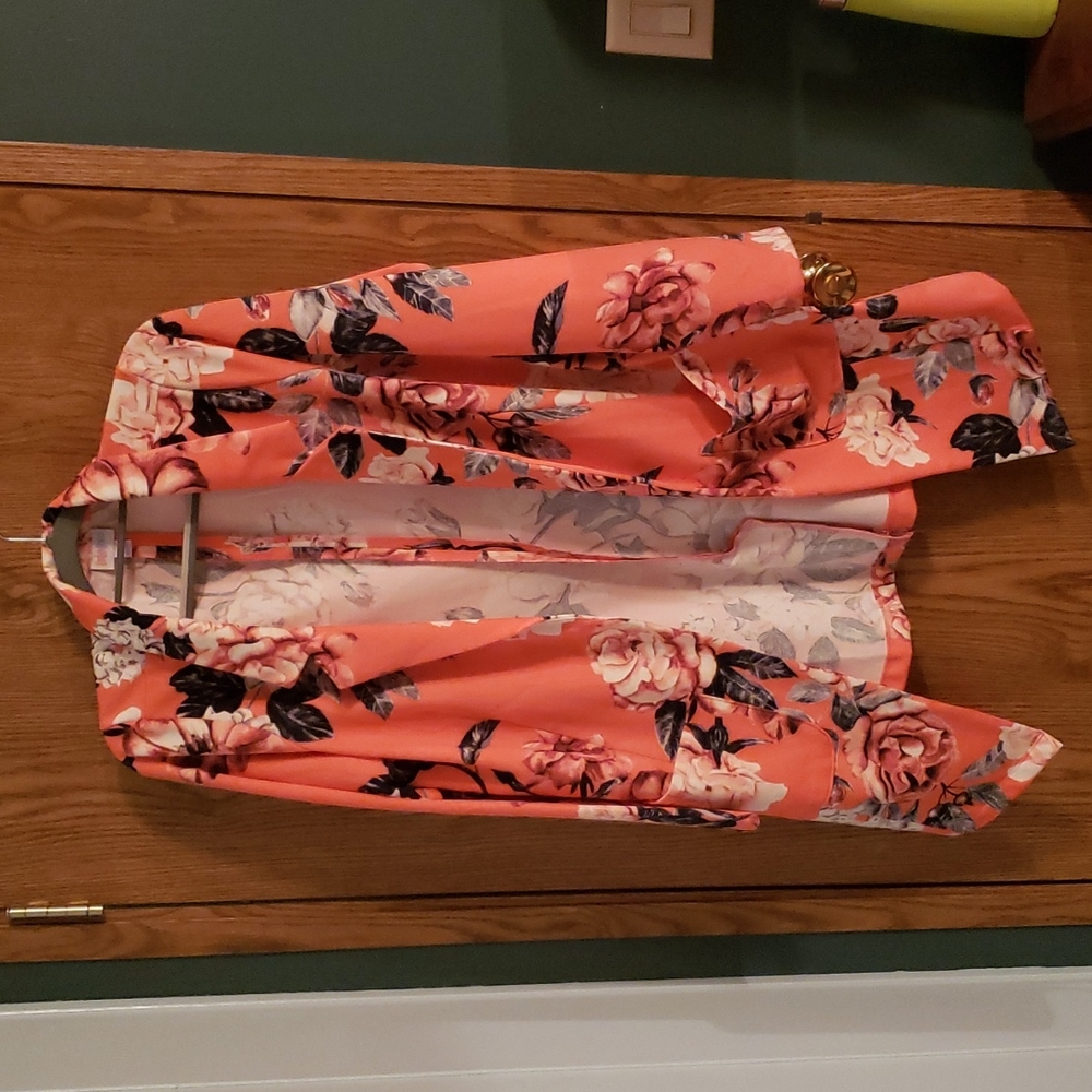 LulaRoe Gwen Blazer